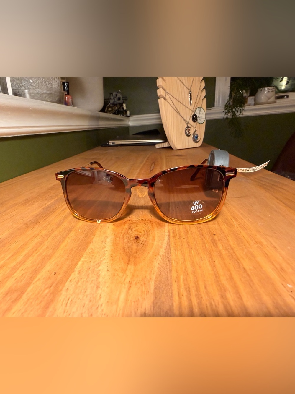 Women's Tortoiseshell Sunglasses with Brown Lenses